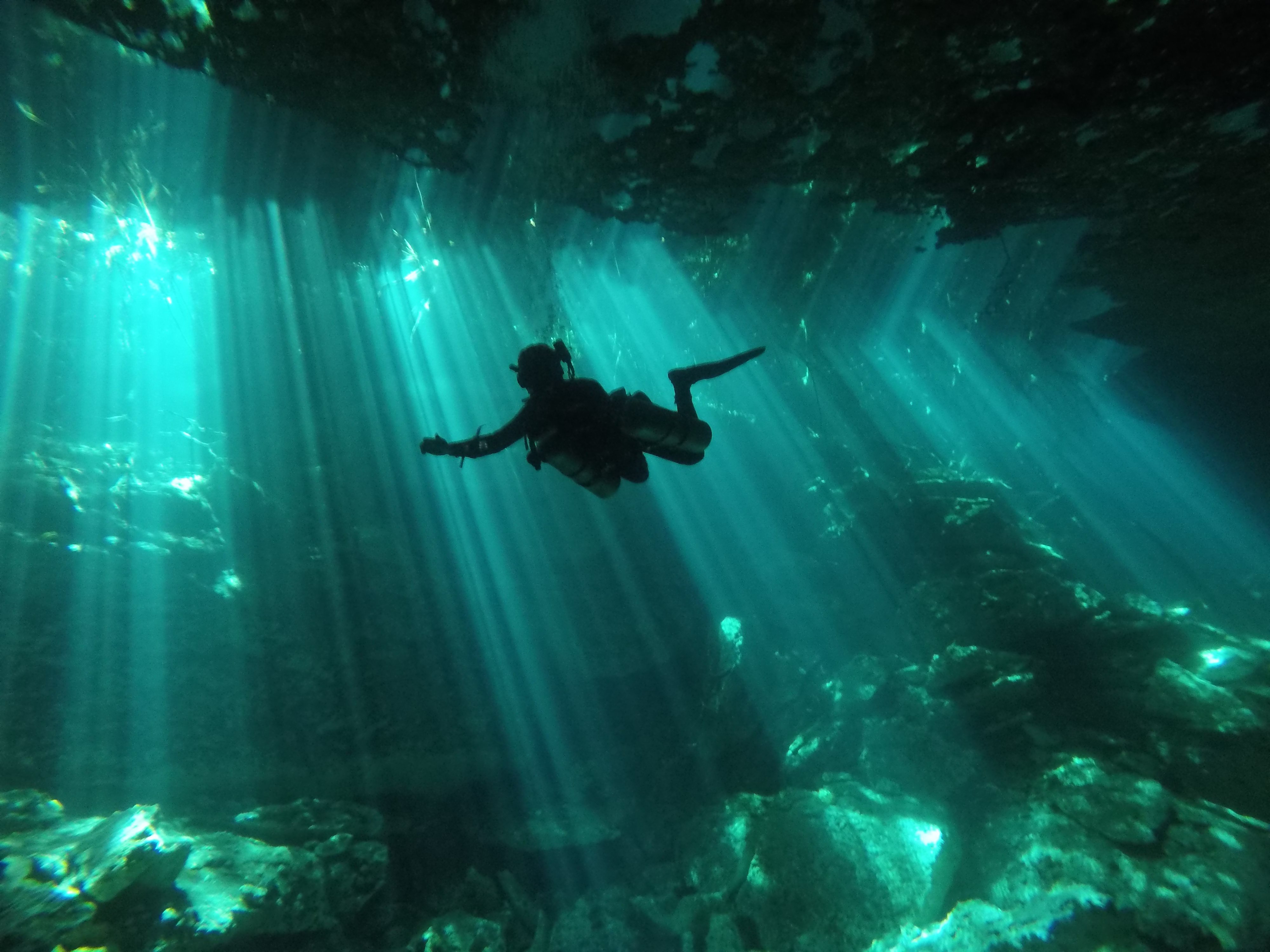 PADI Sidemount Diver Course - Image 8